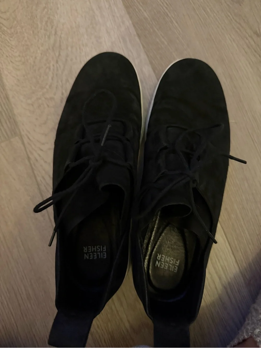 Eileen Fisher Black Kipling Easy Nubuck Leather Sneakers Women’s Size 8.5